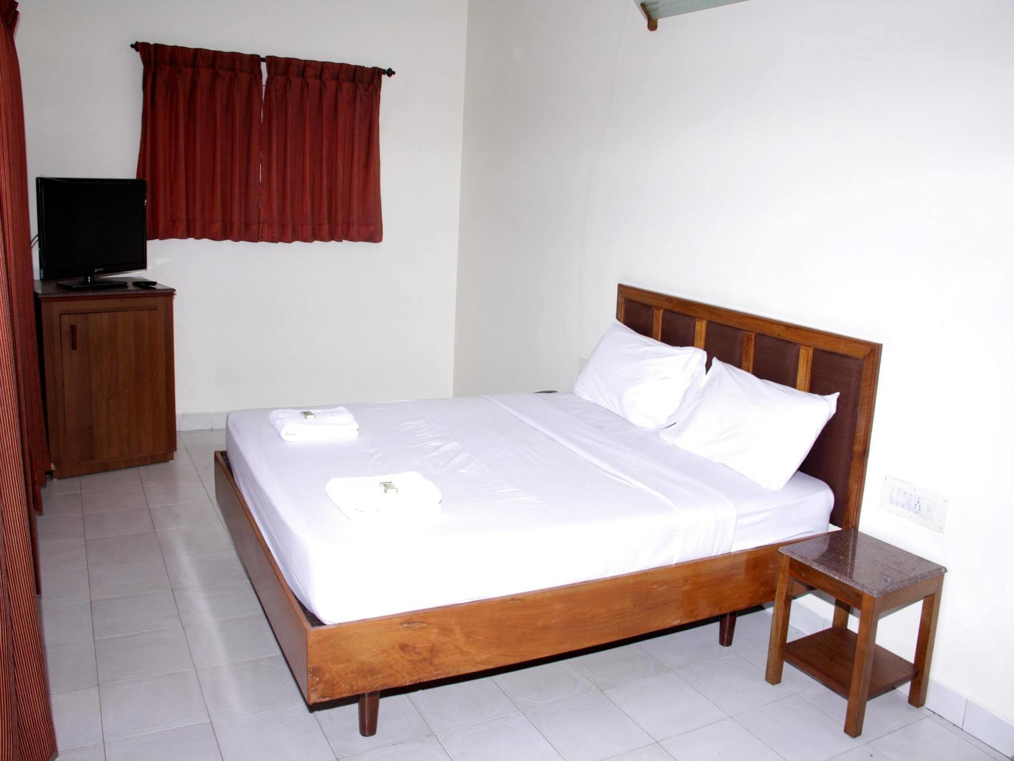 Hotel Blue Hills Coonoor Ooty Ngoại thất bức ảnh