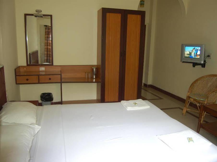 Hotel Blue Hills Coonoor Ooty Ngoại thất bức ảnh